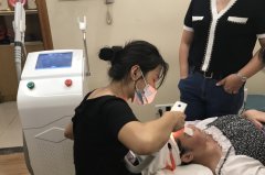 牛奶光美容儀哪個牌子好？以色列牛奶光多少錢一臺？牛奶光儀器